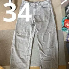 GU バレルレッグジーンズ　グレー　34サイズのサムネイル
