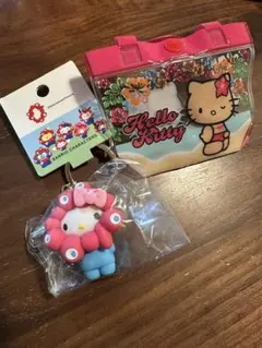 新品未使用　ハローキティ ミャクミャク　マスコット　キーホルダー　日焼けキティ