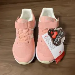 値下‼️ニューバランス　YOPREMPN　19.5㎝　新品未使用　女の子スニーカー