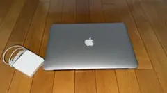 Apple MacBook Pro 15 (Retina 2012）のサムネイル