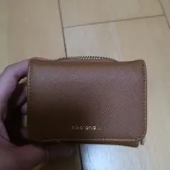 niko and ...三つ折り財布