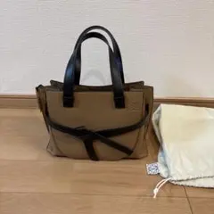 LOEWE ゲートトップハンドル　ミニ　ハンドバッグのサムネイル