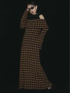 AmeriVINTAGE UND OFF SHOULDER KNIT DRESS