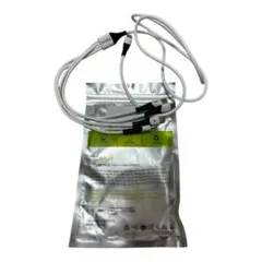 4-in-1 充電ケーブル USB-C Micro USB Lightning