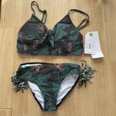 【新品タグ付き】ROXY ボタニカル柄　スイムウェア