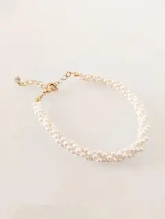 【美品】パール風ツイストデザインブレスレット