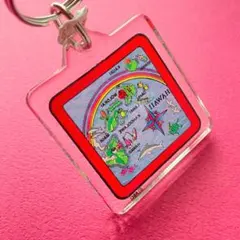 【ビンテージキーホルダー】ハワイの島々　カラフルMAP★レトロかわいいレインボー