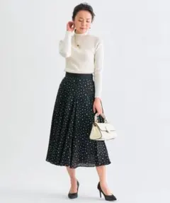 美品 アナイANAYI フラワーオパールマチフレア スカート 花柄 ブラック38