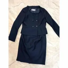 ブラックスーツ セットアップ フリル付き