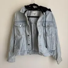 ZARA 春ライトブルーフード付きデニムジャケット