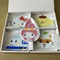 新品　未使用　サンリオ ガラスプレート　5枚セット