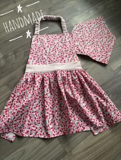 キッズエプロン　三角巾　ギャザー　プリンセス　着脱簡単　イチゴ　120〜130