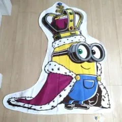 ミニオン KING ボブ ダイカットフリース