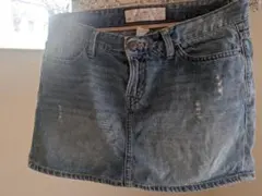 お値下げしました!! H&M　ダメージ加工デニムスカート 　40サイズ