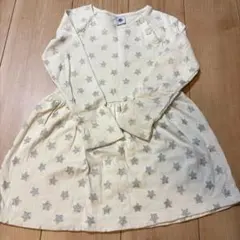 プチバトー　116センチ　星柄ワンピース
