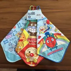 【新品】ループ付きハンドタオル⭐︎アンパンマン 3枚　　 保育園　幼稚園　入園
