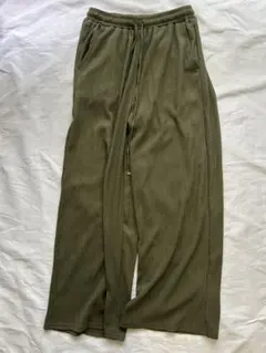 オリーブ色 ワイド
