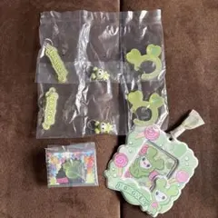 TWICE LOVELYS カラビナ　ジョンヨン　グミ　カード　セット