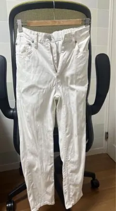 グローバルワーク　GOODデニムテーパードパンツ　アイボリー