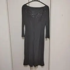 スパンコール黒ワンピース　ストール付き　七分袖