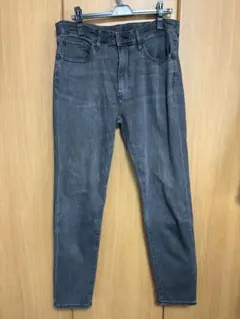 UNIQLO スキニーフィット グレー デニムパンツ