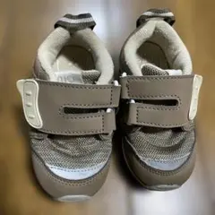 Item thumbnail for item f55cab82-3832-4371-8bb3-a5317feb2a4e