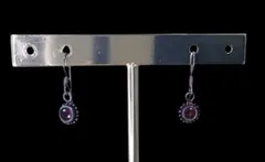 フックピアス(赤いストーン)