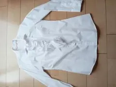 フリル付きホワイトシャツ サイズ11