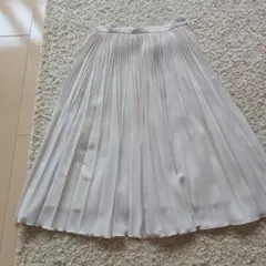 Balisey プリーツスカート ホワイトベージュのサムネイル