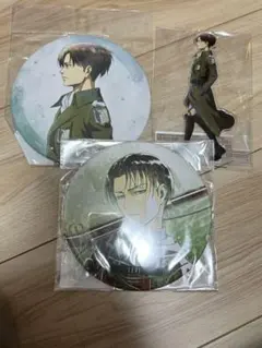 進撃の巨人　リヴァイ　冬の歩み　アクリルスタンド　BIG缶バッジ