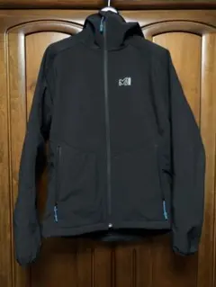 ナイロンジャケット