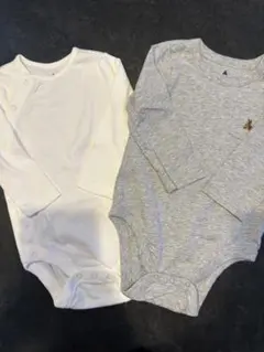 B*マ様 【新品未使用】baby gap ロンパース グレー ホワイト 2枚6-