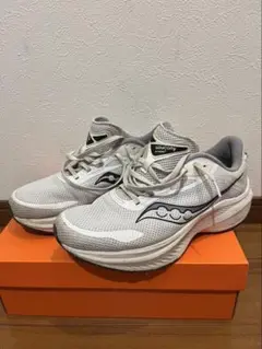 Saucony アクソン3