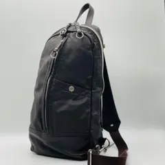 【美品】タケオキクチ　ボディバッグ　ショルダーバッグ　ブラウン　レザー