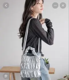 【美品】ローリーズファーム　シルバー　2WAYバッグ　ショルダーバッグ