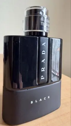 2026年最新】プラダ ルナロッサブラック edpの人気アイテム - メルカリ