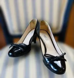 【PRADA】　ブラック エナメル パンプス　38.5 24.5〜25センチ