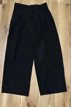 GU タックワイドパンツ　ブラック　Lサイズ　低身長向け　股下65