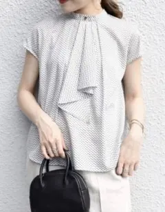 極美品 シップス 小紋プリント ショートスリーブ ブラウス 13,970円