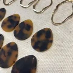 Item thumbnail for item 6b28bf8d-42fd-43a4-9662-a2aef1d746d4