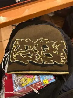 オリーブグリーン グラフィックニット帽