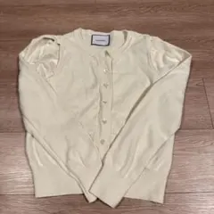 【新品未用タグ付・現行モデル✨】カプリーノ MARGARETカーディガン蜂 caprino_jp 蜂の刺繍がかわいいシルク混カーディガン