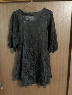 黒いフラワーレース五分袖チュニック