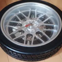 時計タイヤ車