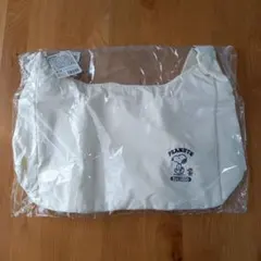 PEANUTS アイボリー ショルダーバッグ