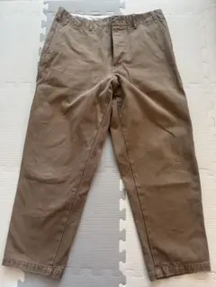 Uniqlo U ワイドフィットテーパードアンクルチノ