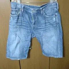 Levi's ライトブルー ショートパンツ