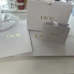 Dior ギフト　ショッパー　三角ボックス　二組セット