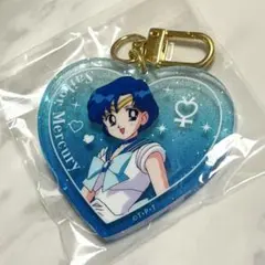 セーラームーン×ローソン　ハートラメアクリルキーホルダー