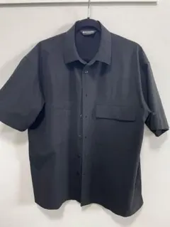 【超美品】DESCENTE オルテライン81 半袖シャツのサムネイル